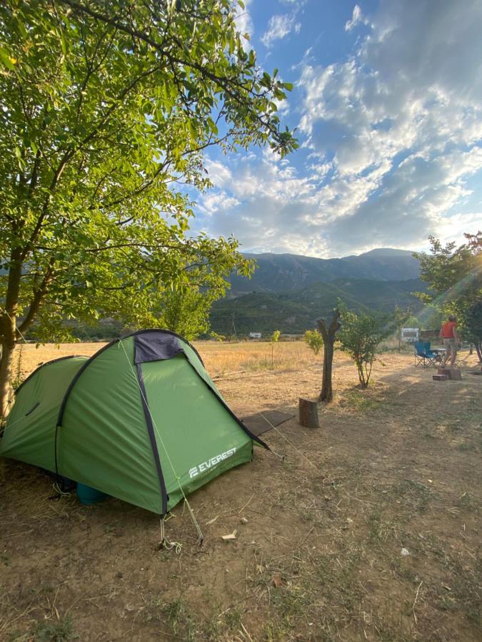 Albturist Ecocamping Permet & Outdoor Sports Center Hotel Ngoại thất bức ảnh